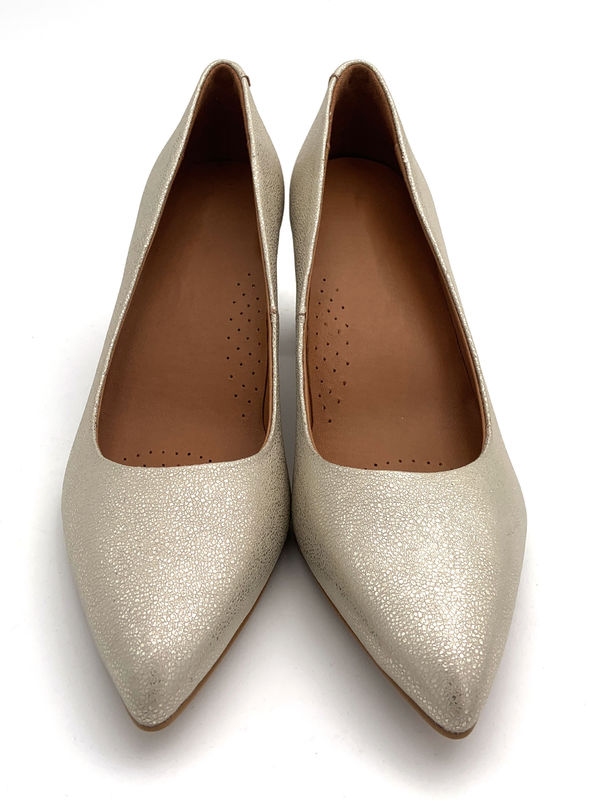 ผู้หญิงแฟชั่น ปั๊มรองเท้าส้นหนังวัสดุที่มี Chunky Heel แบบ OEM